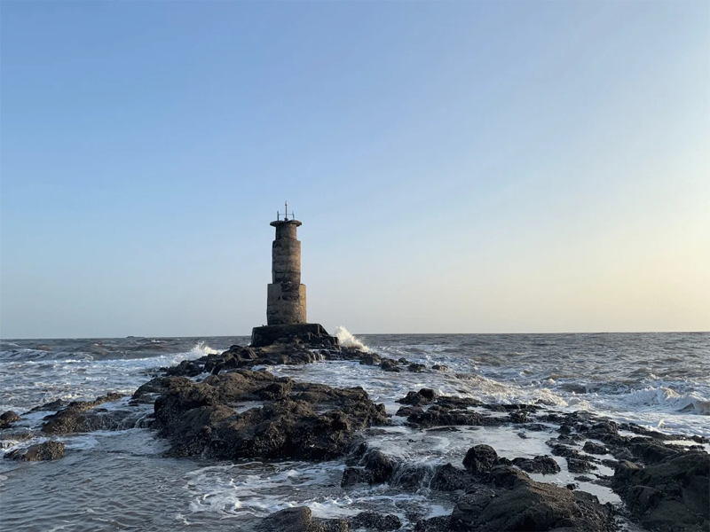 Madh Island Beach